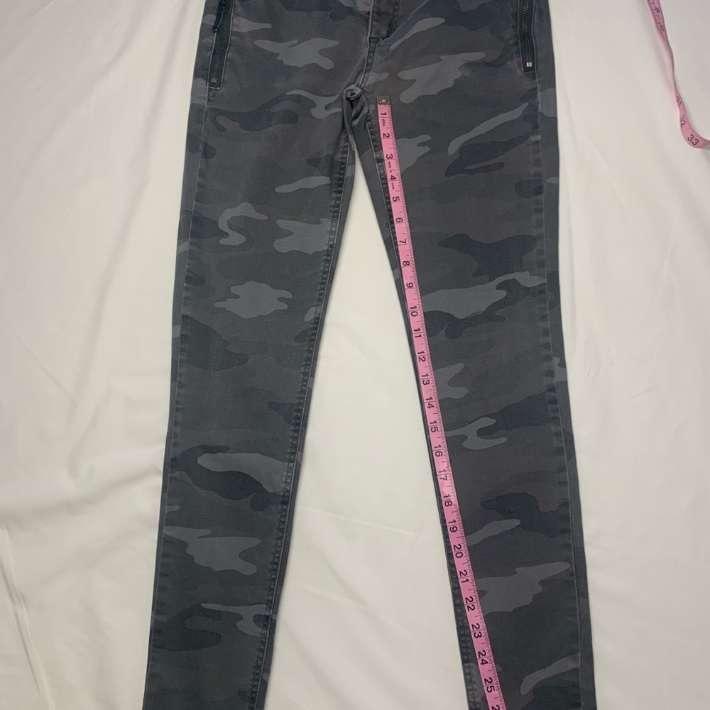 Democracy Ab Technology - image 3